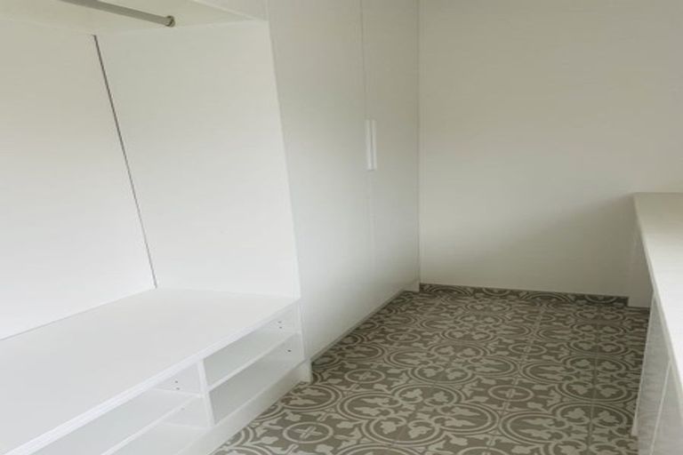 Photo of property in 1/5 Mcgrath Street, Napier South, Napier, 4110