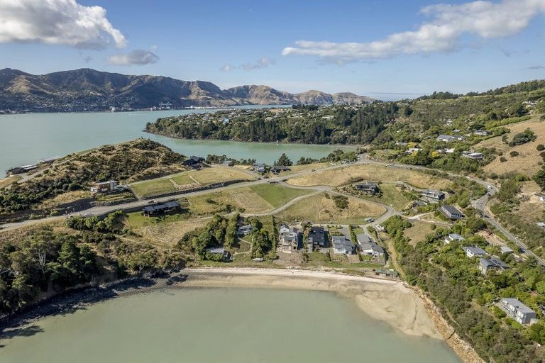 Photo of property in 25 Te Wharau Lane, Charteris Bay, Lyttelton, 8971