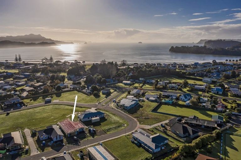 Photo of property in 6 Palm Drive, Whitianga, 3510