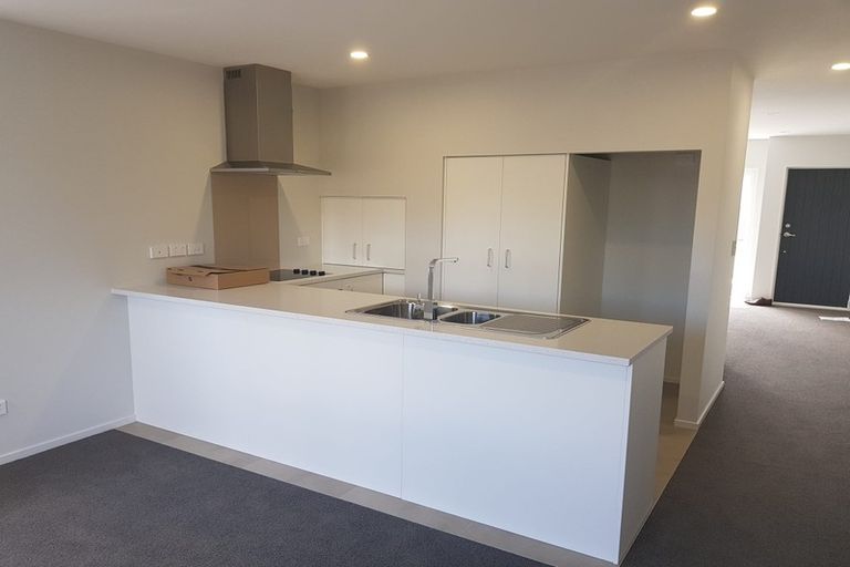 Photo of property in 45 Divide Loop, Takanini, 2112