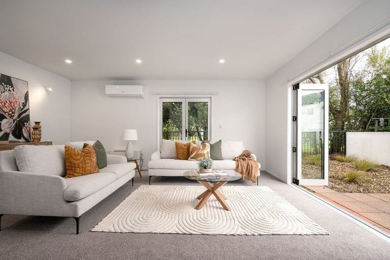 Photo of property in 8 Olympic Lane, Edgeware, Christchurch, 8013