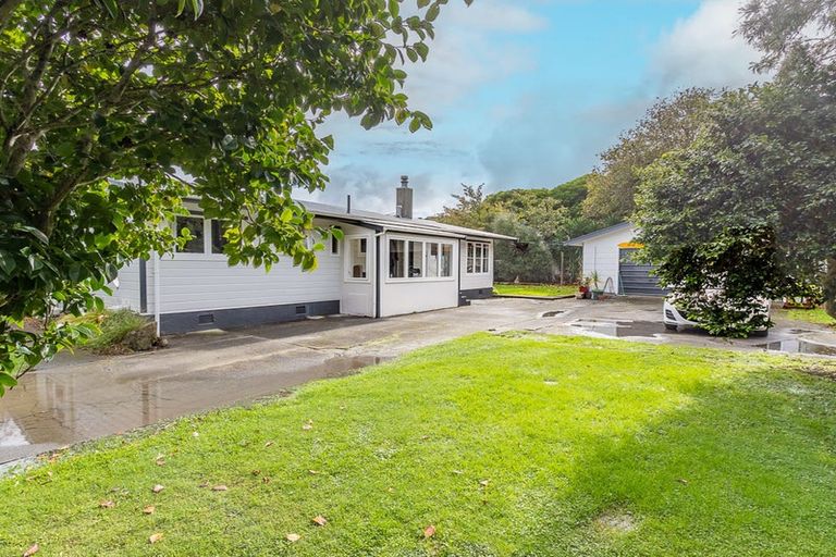Photo of property in 9 Patterson Grove, Waikanae, 5036