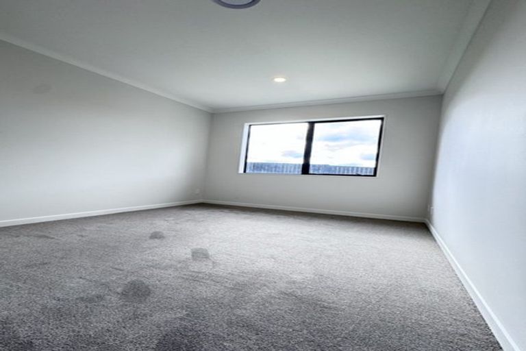 Photo of property in 75 Parish Drive, Wainui, 0932