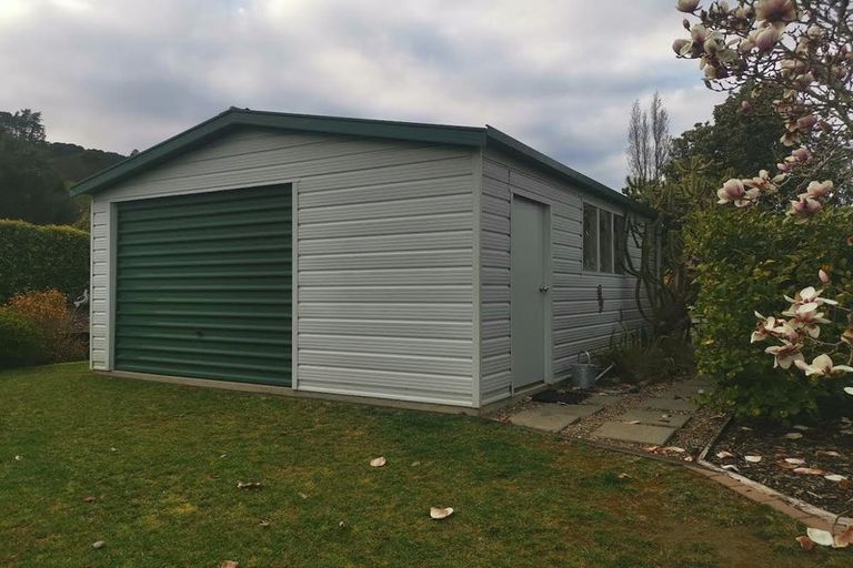 Photo of property in 208 Saint Patricks Row, Thames, 3500