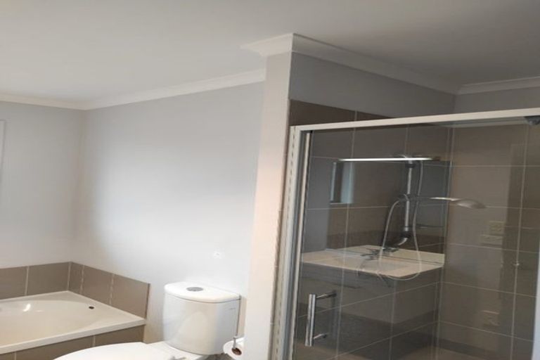 Photo of property in 36 Paterson Avenue West, Pukekohe, 2120