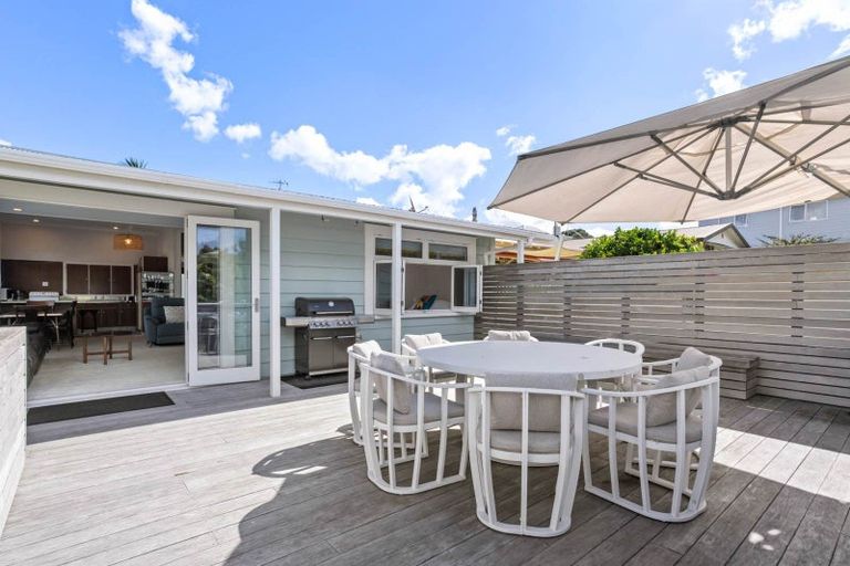 Photo of property in 9 Hinemoa Road, Waihi Beach, 3611