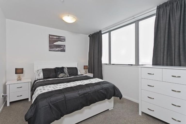 Photo of property in 6/26 Railway Street West, Papakura, 2110