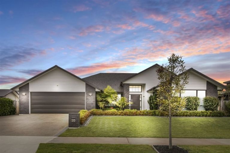 Photo of property in 20 Turpin Road, Riverhead, 0820