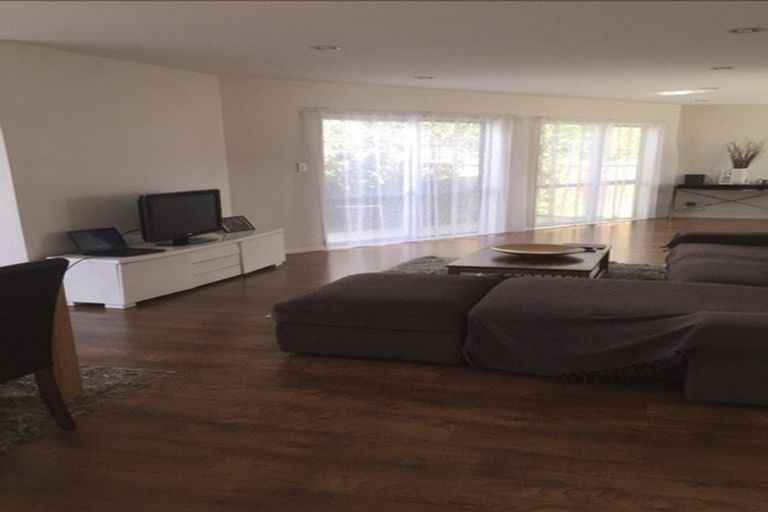 Photo of property in 397a Bucklands Beach Road, Bucklands Beach, Auckland, 2012