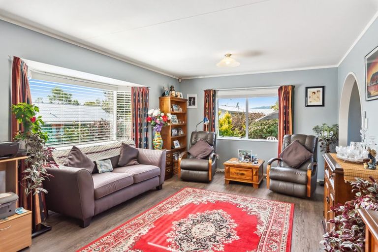 Photo of property in 52 Campbell Avenue, Paraparaumu, 5032