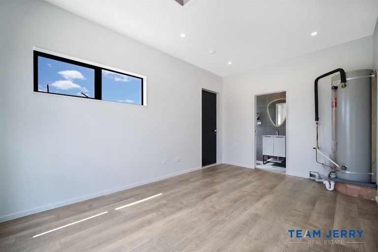 Photo of property in 30 Survila Street, Papakura, 2110