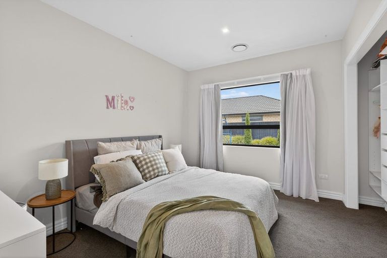 Photo of property in 1 Vahsel Bay, Wigram, Christchurch, 8025