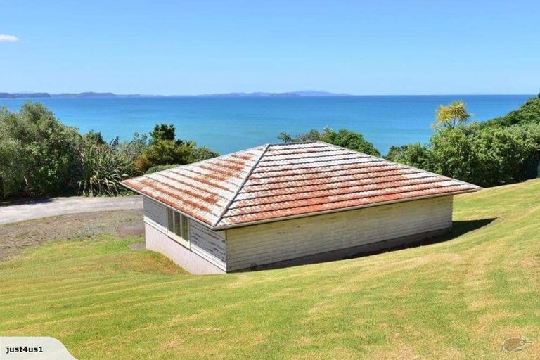 Photo of property in 1/30 Marellen Drive, Red Beach, 0932