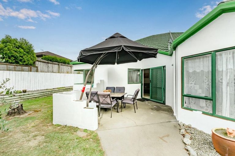 Photo of property in 54 Cedar Drive, Paraparaumu Beach, Paraparaumu, 5032