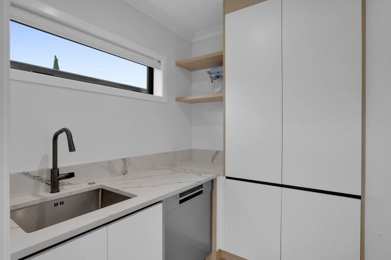 Photo of property in 1/11 Comries Road, Chartwell, Hamilton, 3210