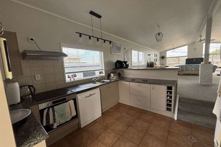 Photo of property in 42 George Street, Morrinsville, 3300