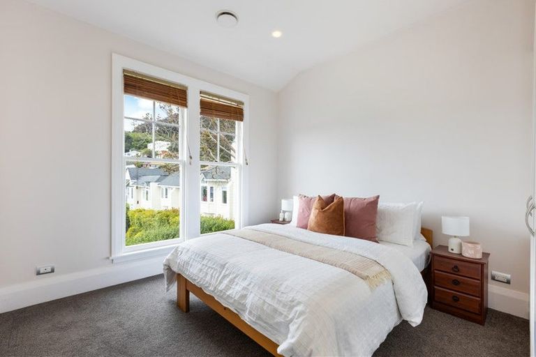 Photo of property in 17 Austin Street, Mount Victoria, Wellington, 6011