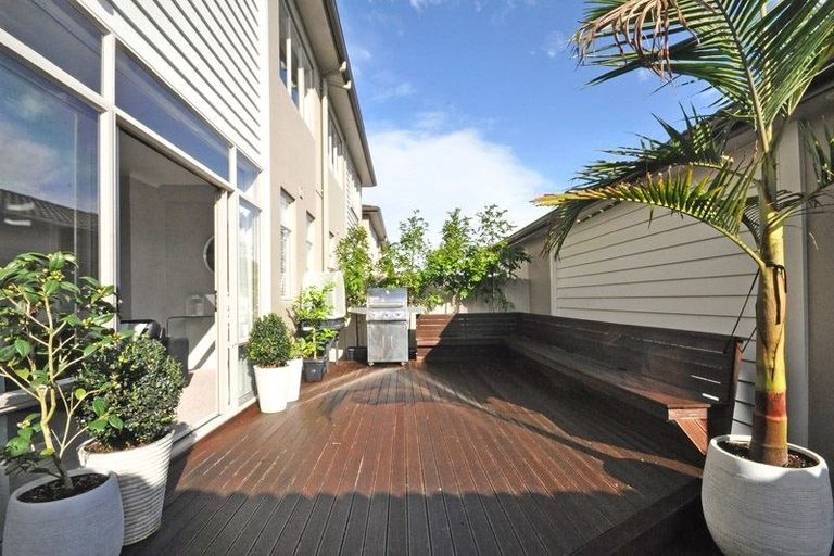 Photo of property in 107 Baverstock Road, Flat Bush, Auckland, 2016