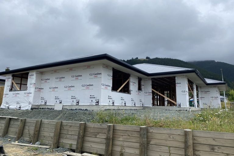 Photo of property in 1 Canary Place, Stoke, Nelson, 7011