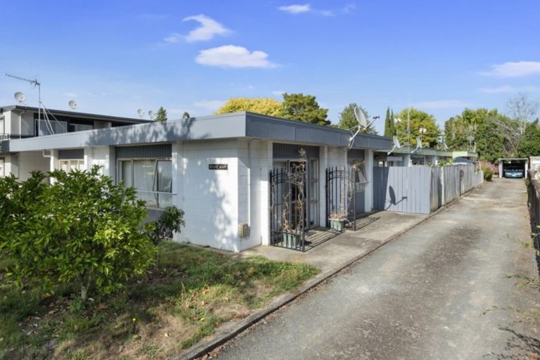 Photo of property in 3/875 Heaphy Terrace, Claudelands, Hamilton, 3214