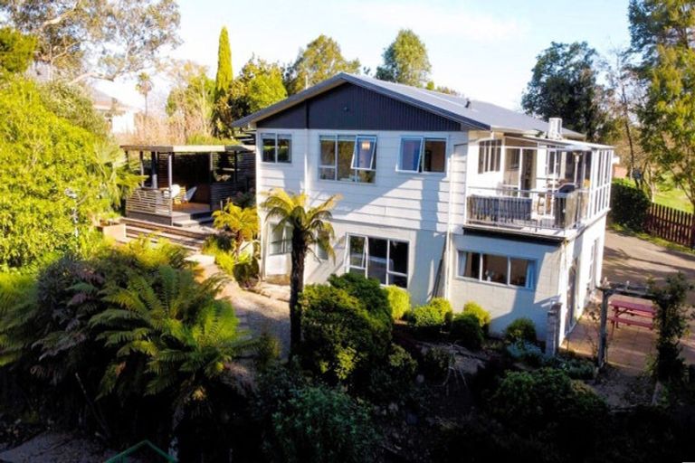 Photo of property in 9 Ranfurly Street, Dannevirke, 4930