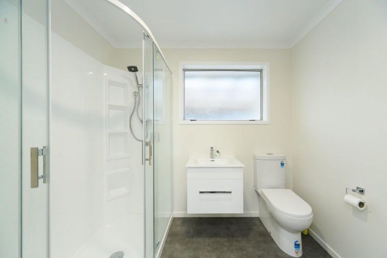 Photo of property in 41 Acacia Street, Kelvin Grove, Palmerston North, 4414