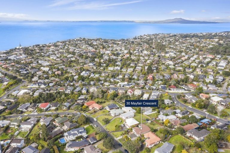 Photo of property in 30 Mayfair Crescent, Mairangi Bay, Auckland, 0630