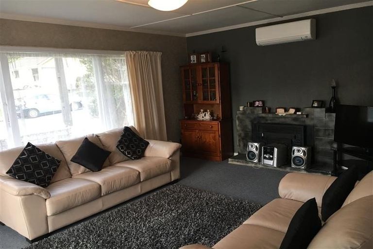 Photo of property in 34 Sunny Grove, Wainuiomata, Lower Hutt, 5014