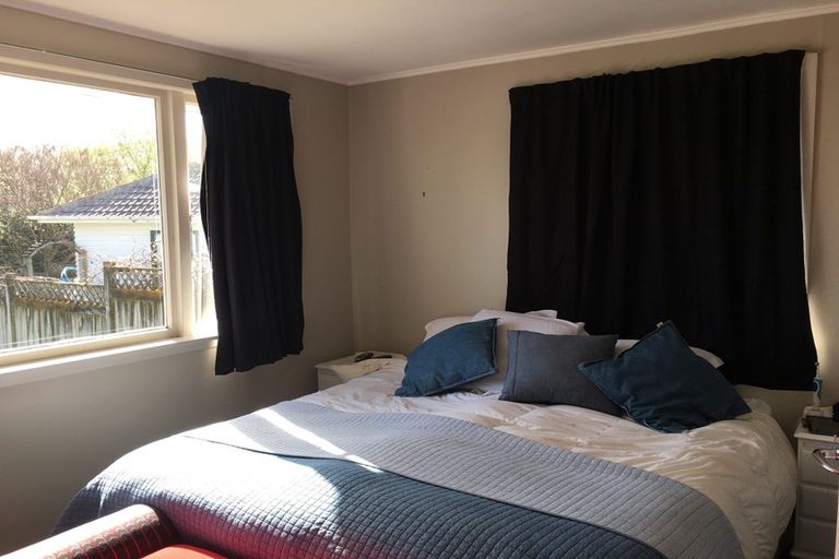 Photo of property in 41 Dowling Grove, Silverstream, Upper Hutt, 5019