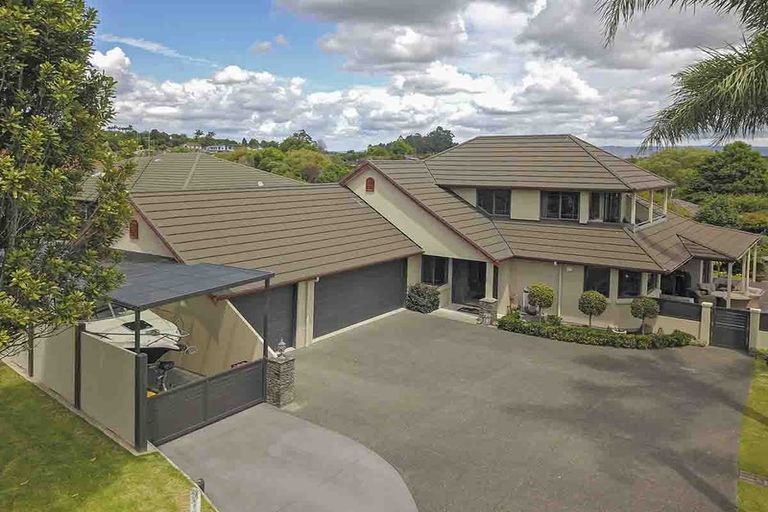 Photo of property in 35 Honeysuckle Lane, Ohauiti, Tauranga, 3112