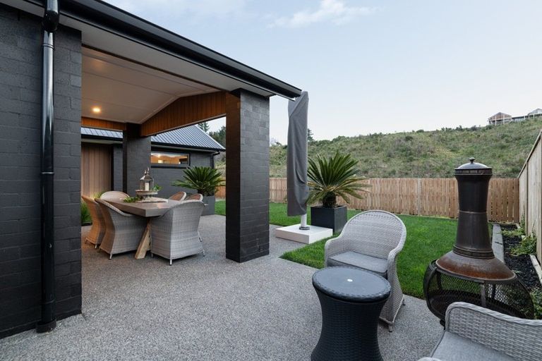 Photo of property in 109 Whakaturou Crescent, Pyes Pa, Tauranga, 3112