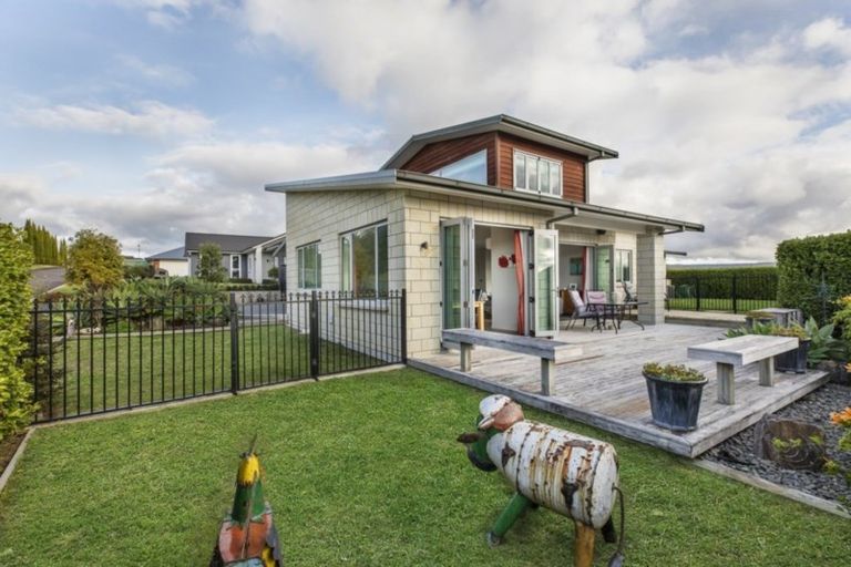 Photo of property in 7 Holyoake Terrace, Omokoroa, 3114