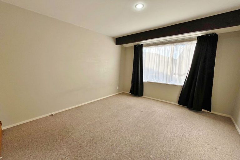 Photo of property in 48 Radiata Avenue, Parklands, Christchurch, 8083