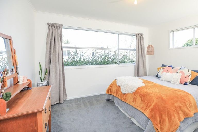 Photo of property in 36 Rosalind Street, Deanwell, Hamilton, 3206