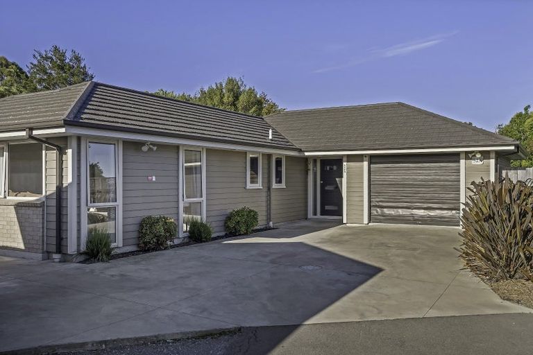 Photo of property in 52a Cavendish Road, Casebrook, Christchurch, 8051