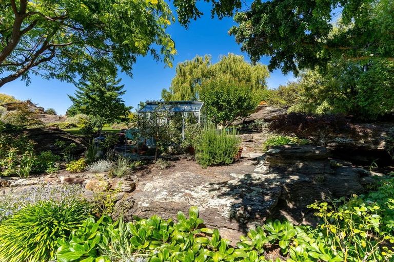 Photo of property in 1 Hawkdun Place, Bridge Hill, Alexandra, 9320