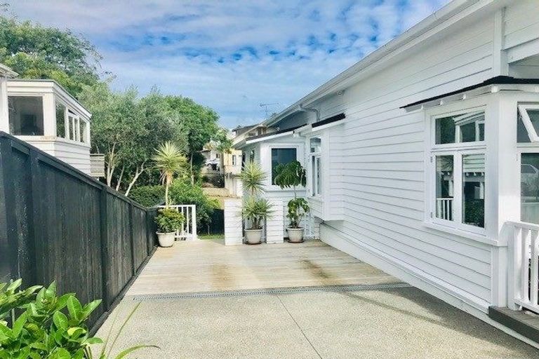 Photo of property in 18a Avon Street, South Hill, Oamaru, 9400