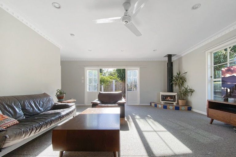 Photo of property in 10b Moana Avenue, Onehunga, Auckland, 1061