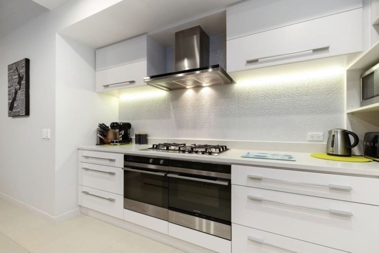 Photo of property in 1a Brown Street, Hauraki, Auckland, 0622