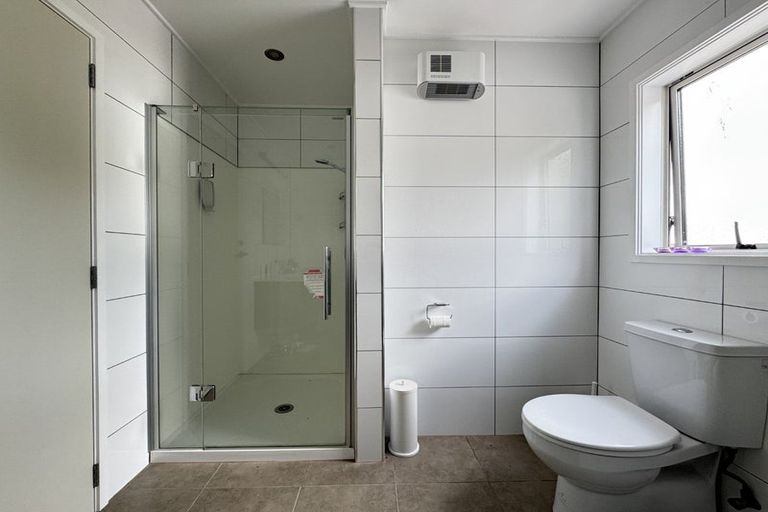 Photo of property in 20 Chastudon Place, Tawa, Wellington, 5028