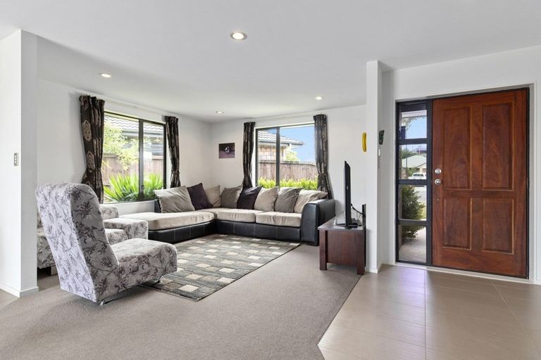 Photo of property in 10 Barwick Place, Huntington, Hamilton, 3210