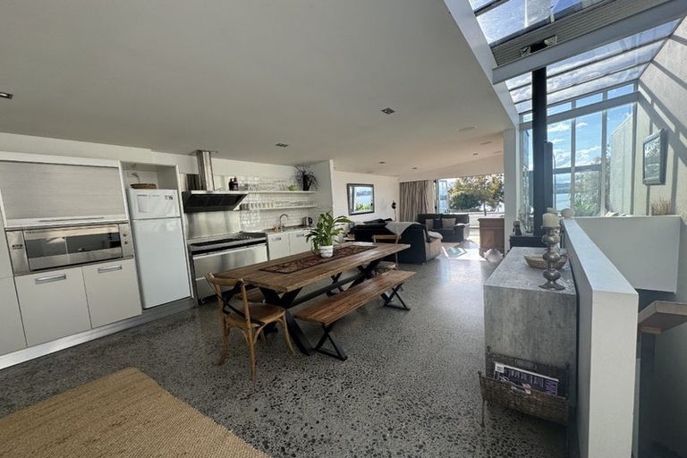 Photo of property in Bayview Apartments, 362 Lake Terrace, Two Mile Bay, Taupo, 3330