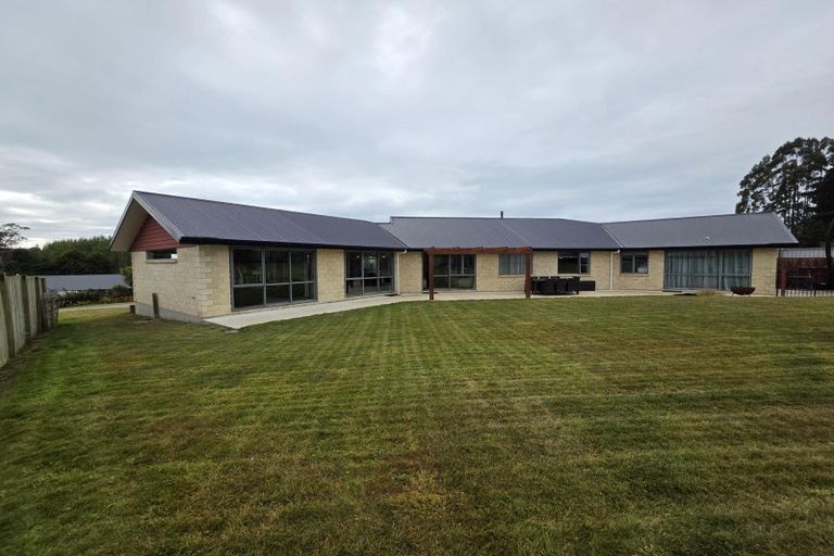 Photo of property in 2 Blue Stone Drive, Waiareka Junction, Oamaru, 9401