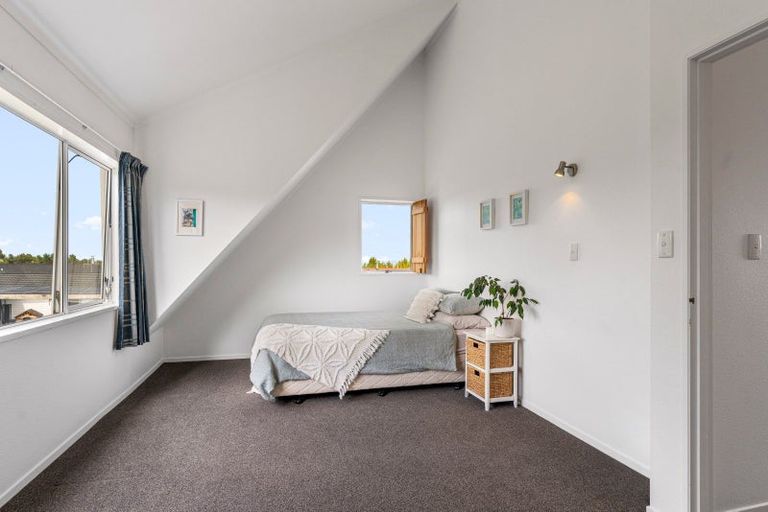 Photo of property in 2 Newberry Place, Richmond Heights, Taupo, 3330