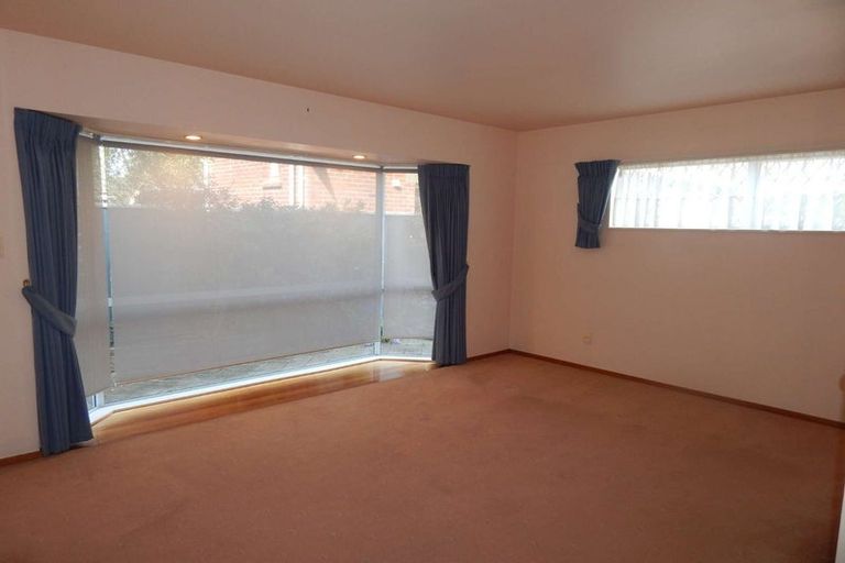 Photo of property in 75 Totara Crescent, Woburn, Lower Hutt, 5011