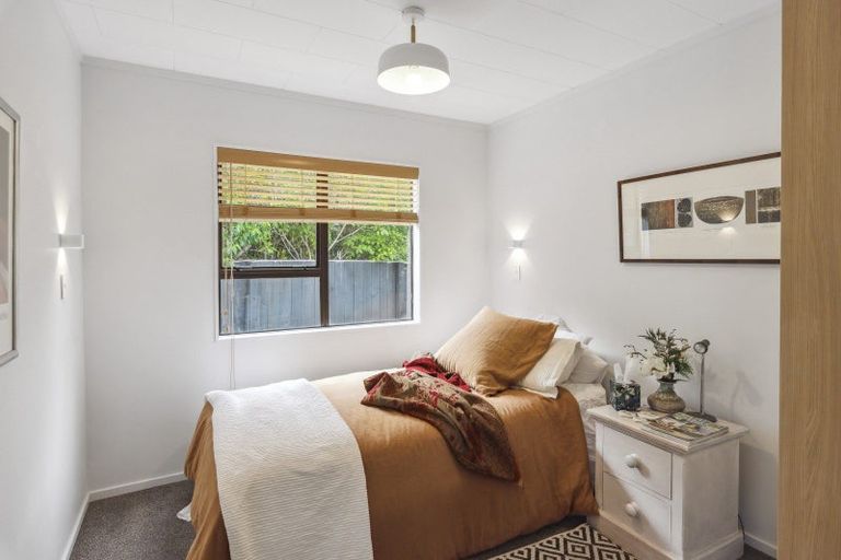 Photo of property in 2 Island View Terrace, Waikanae Beach, Waikanae, 5036