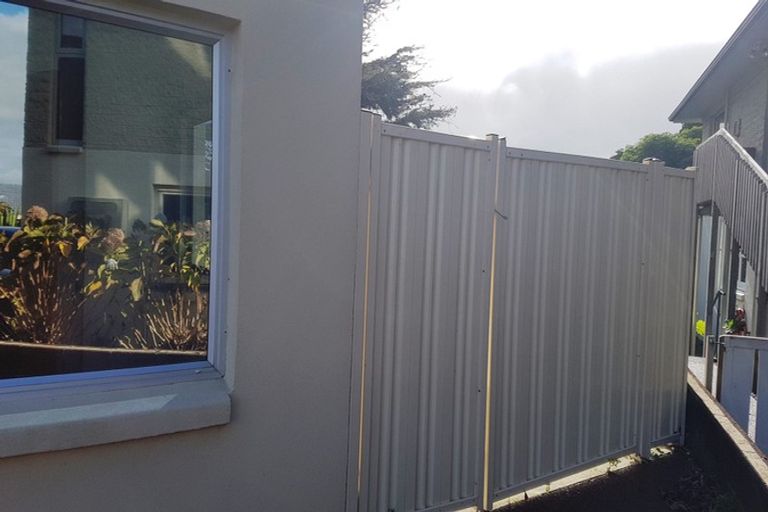 Photo of property in 15 Colin Wild Place, Glenfield, Auckland, 0629