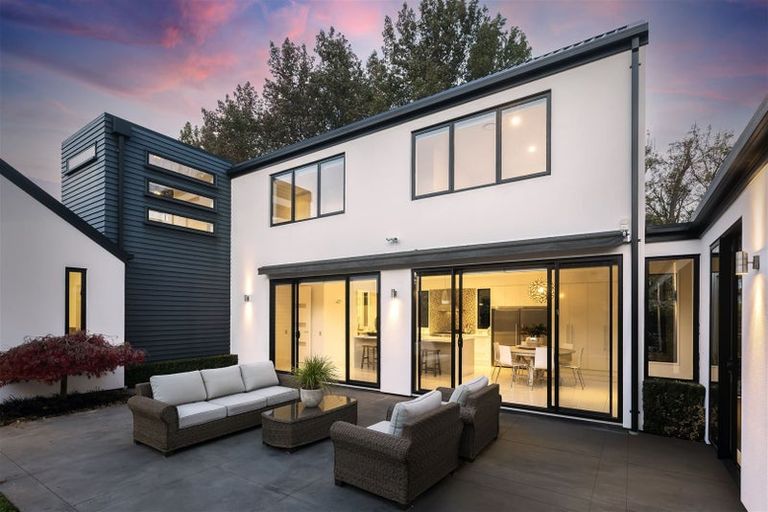 Photo of property in 43a Hamilton Avenue, Ilam, Christchurch, 8041