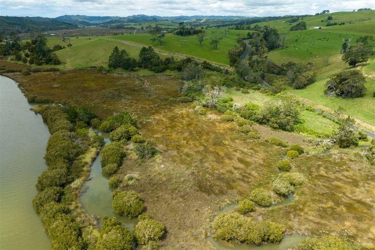 Photo of property in 127 Waikare Road, Kawakawa, 0282