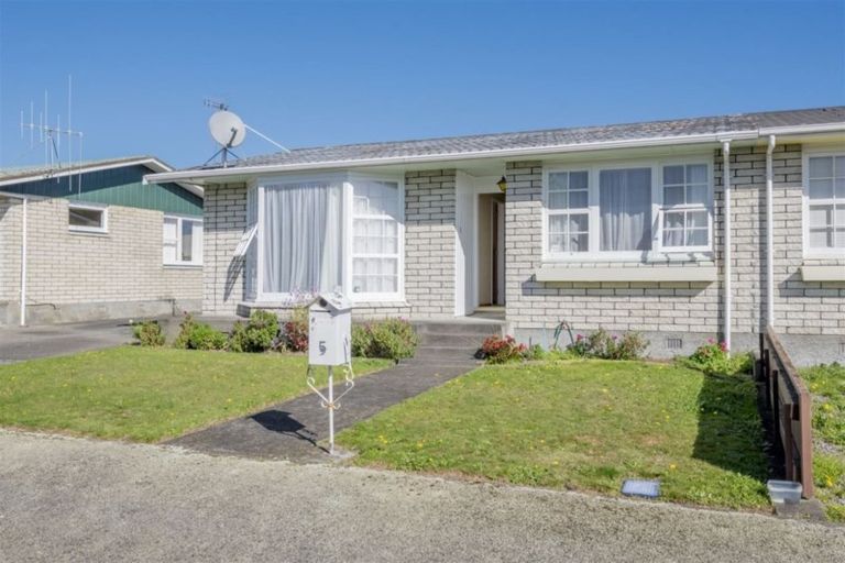 Photo of property in 5 Merton Place, Levin, 5510